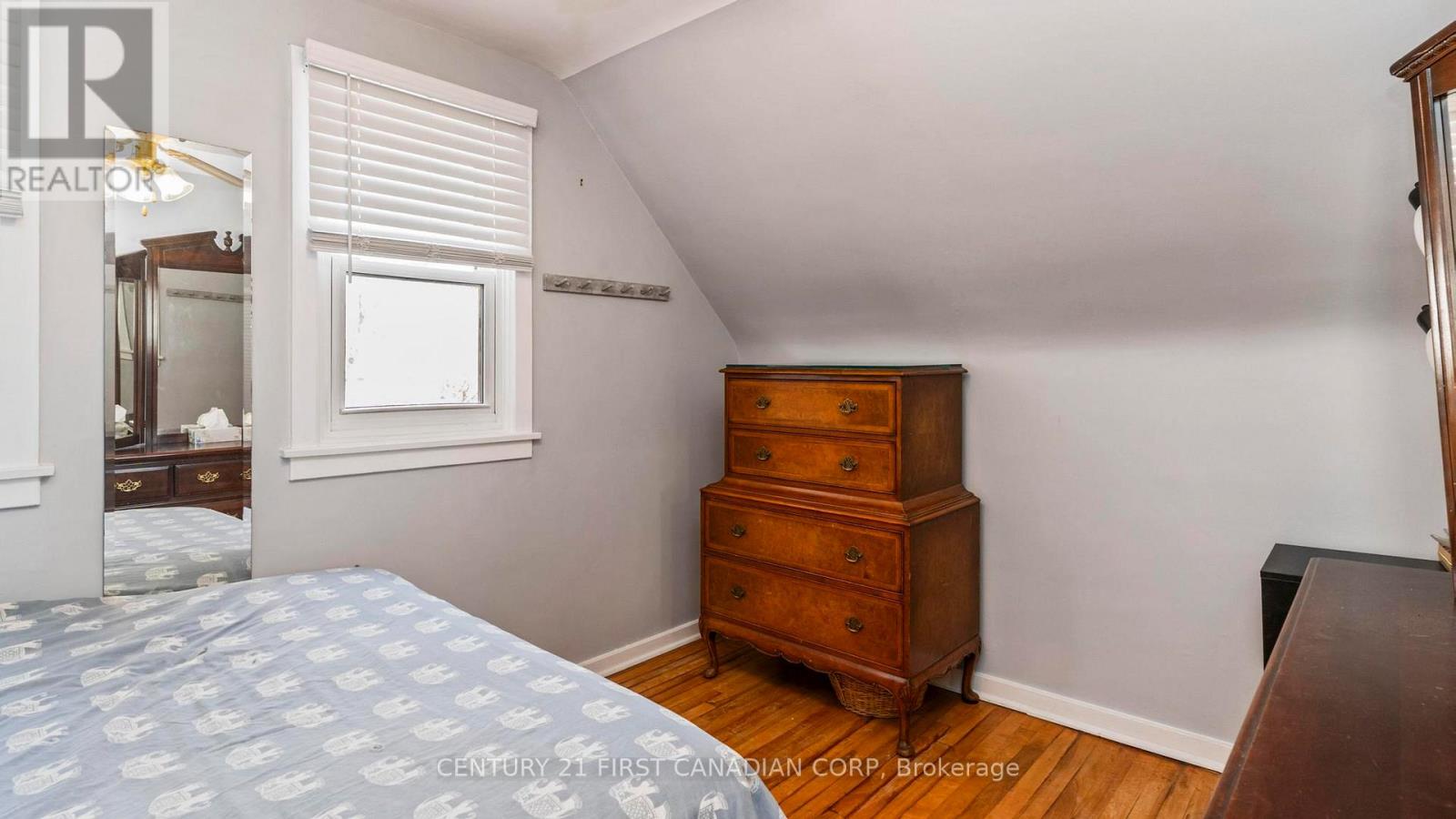 26 APELDOORN CRESCENT - 25