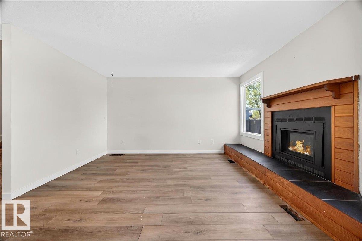 #32 1820 56 ST NW - 15