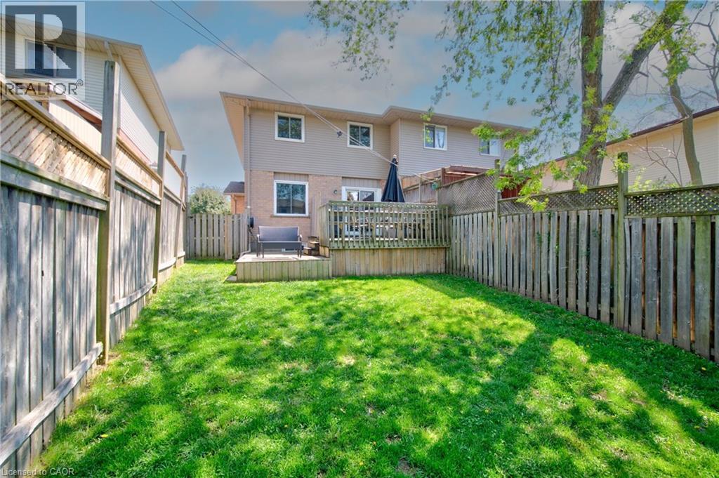 6 MARCON Court, Kitchener, Ontario, N2E3G3 — Photo 40
