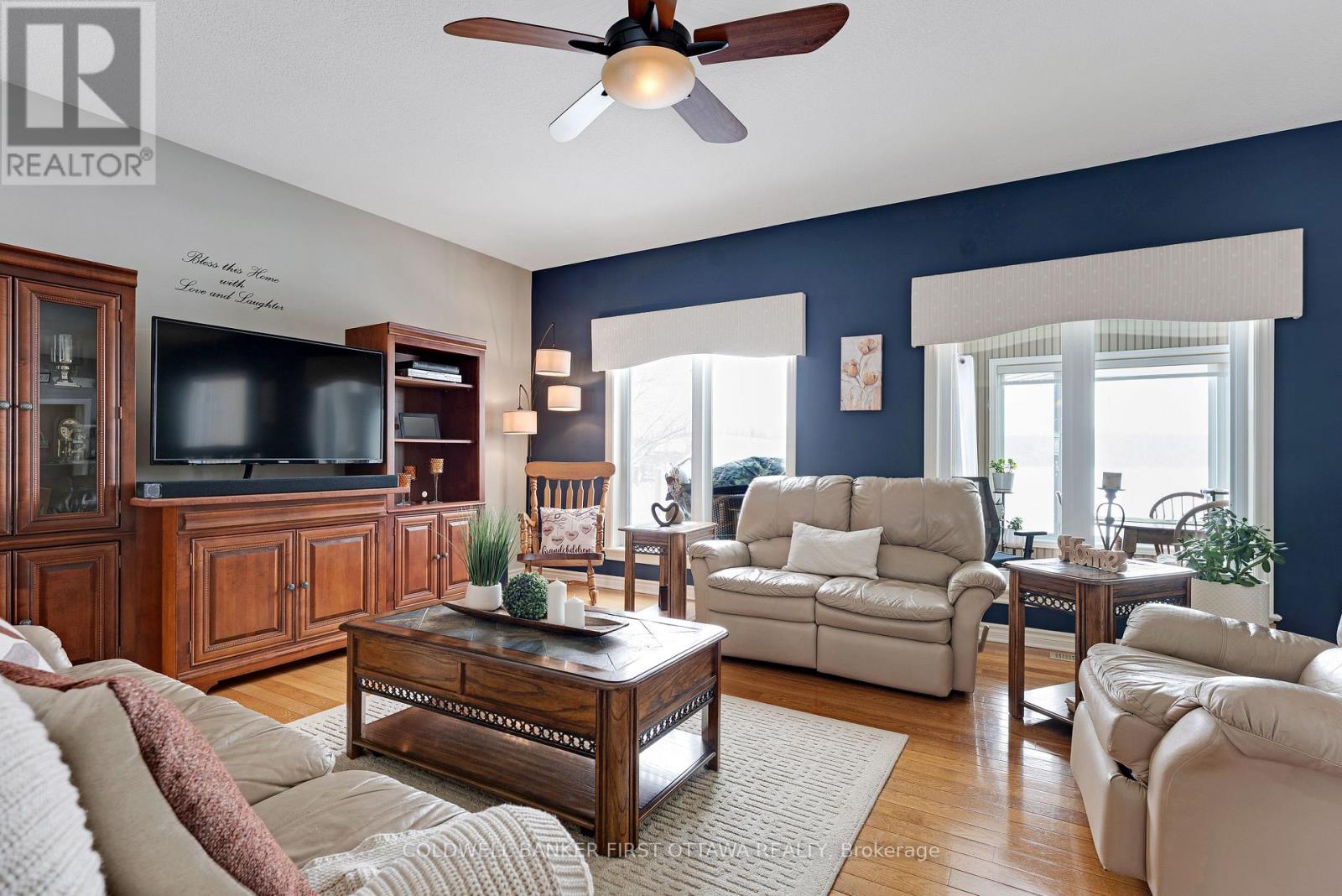 2600 RAMSAY CONCESSION 2B - 12