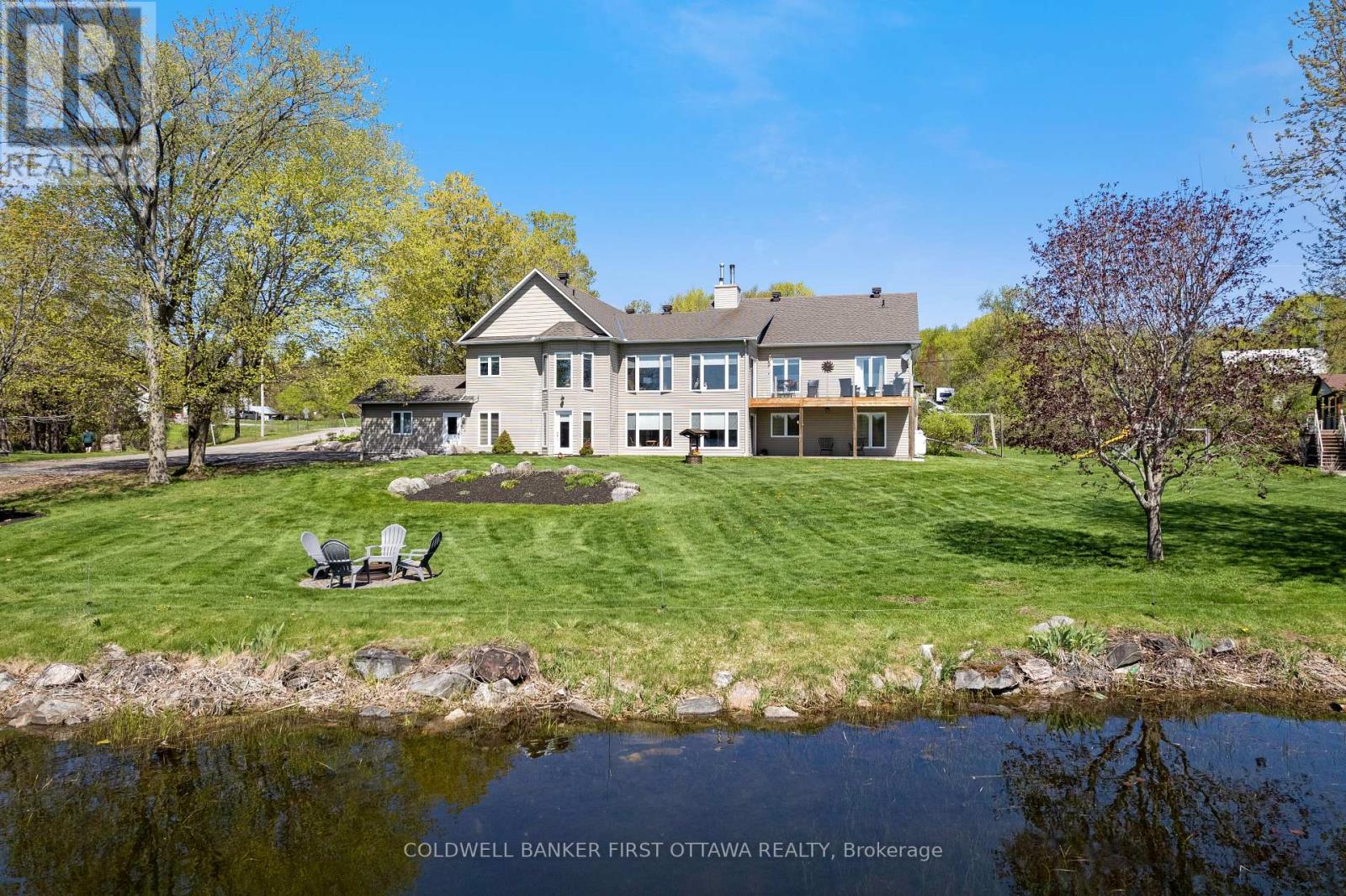 2600 RAMSAY CONCESSION 2B - 44