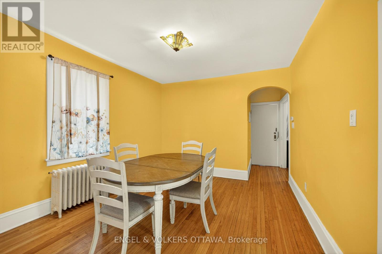 523 MCLEOD STREET - 7