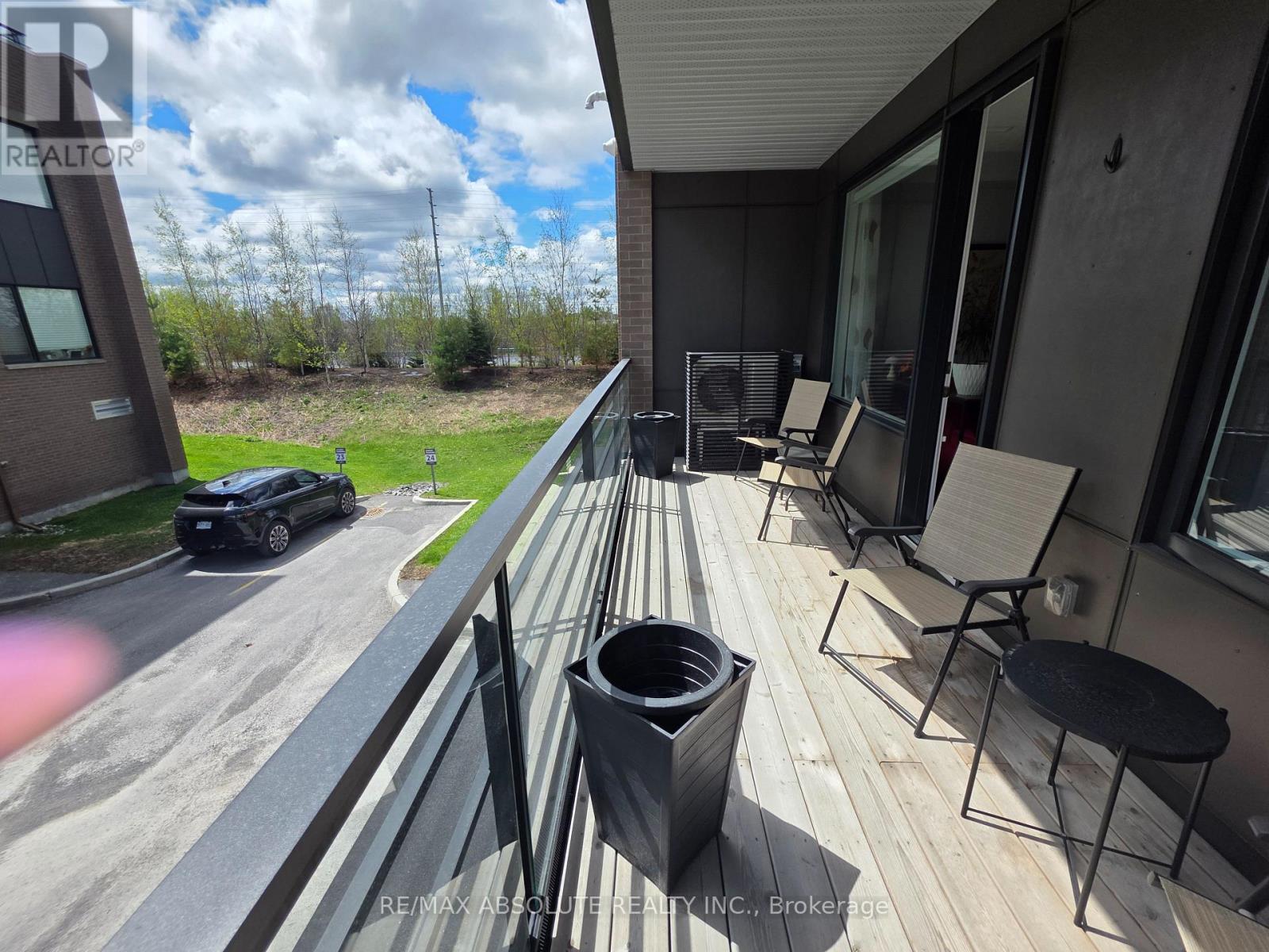 #103 160 BOUNDSTONE WAY - 25