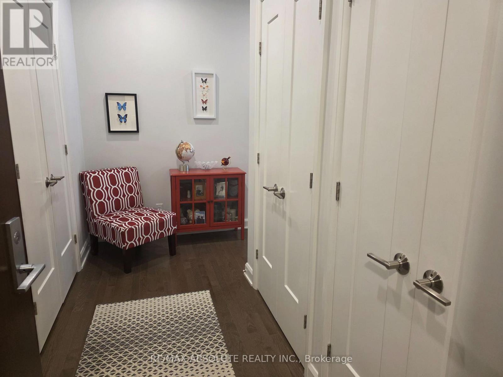 #103 160 BOUNDSTONE WAY - 3