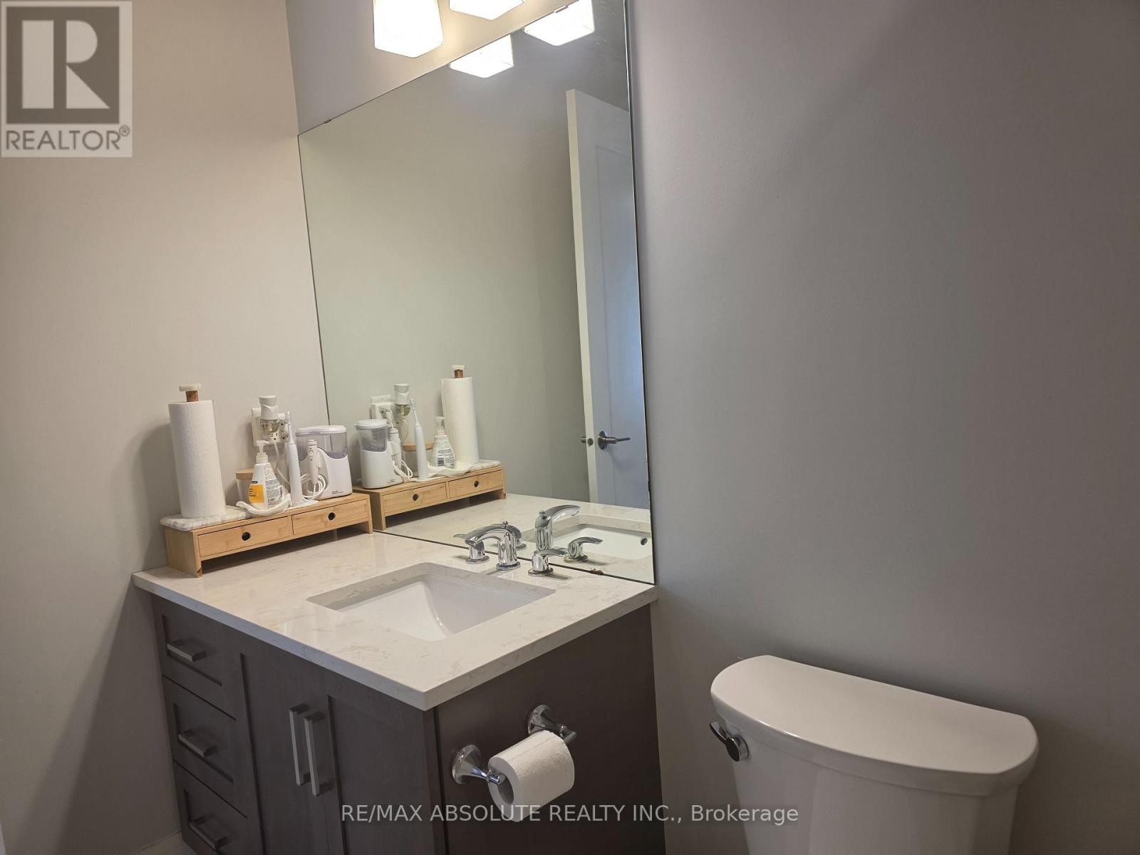 #203 160 BOUNDSTONE WAY - 20