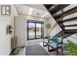 215 Colonnade Road, Ottawa, ON K2E7K3 Photo 13