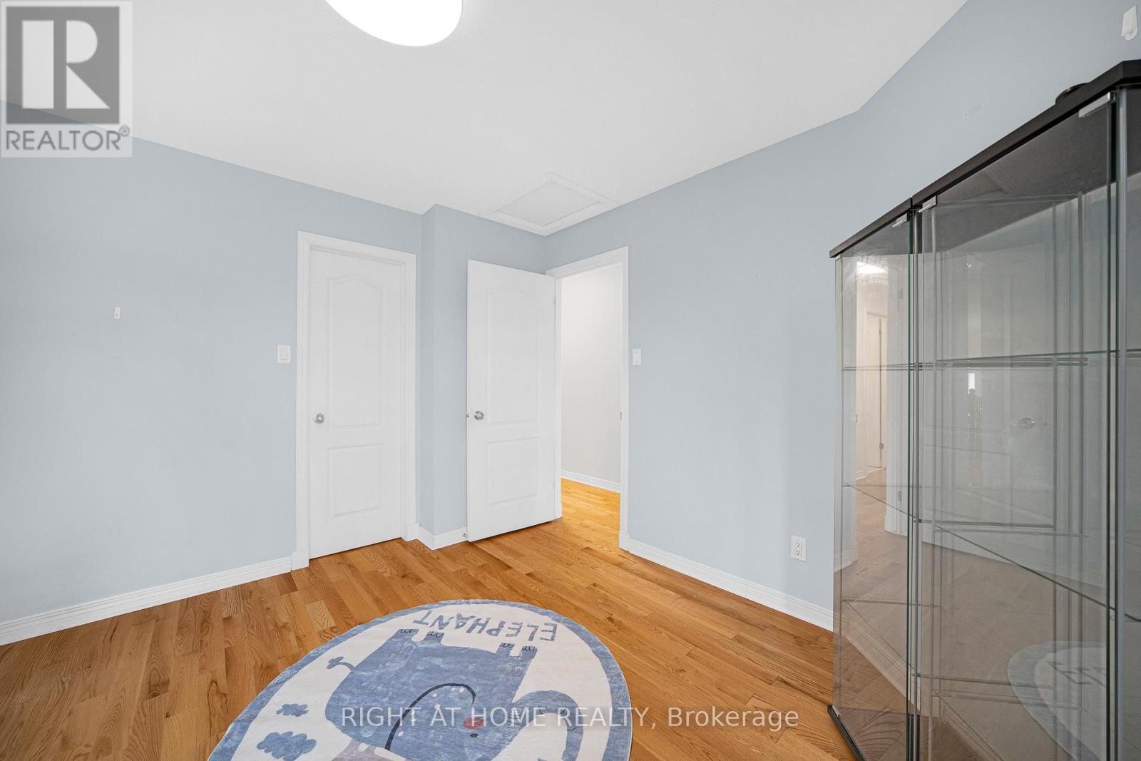 27 KNOWLTON DRIVE - 24