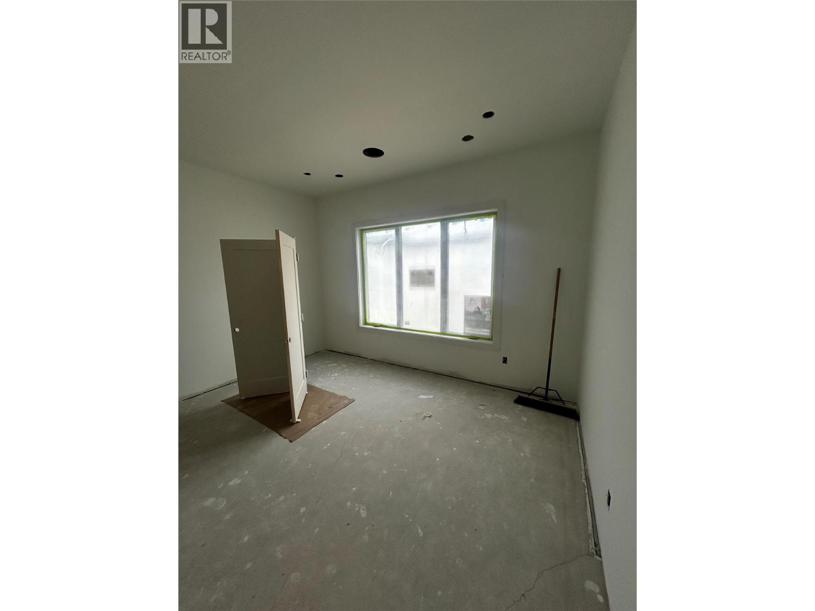  237 Turnberry Street, Kelowna