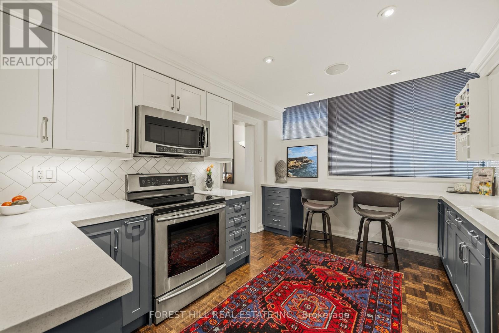 #402 616 AVENUE ROAD - 12