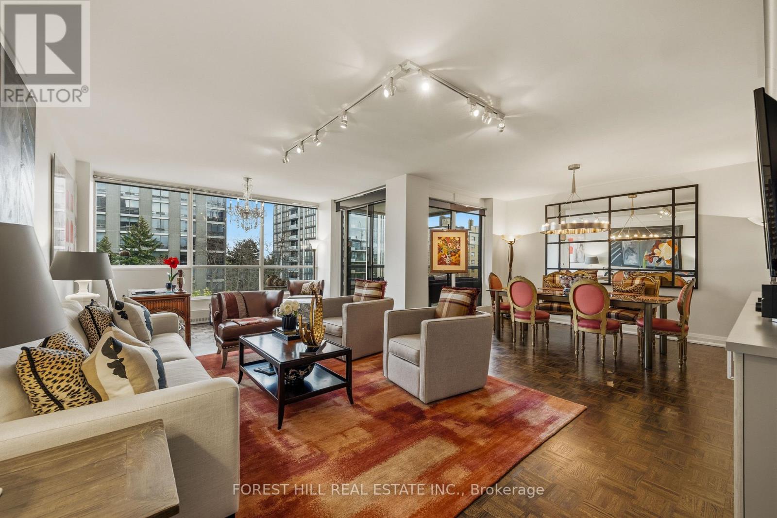 #402 616 AVENUE ROAD - 2