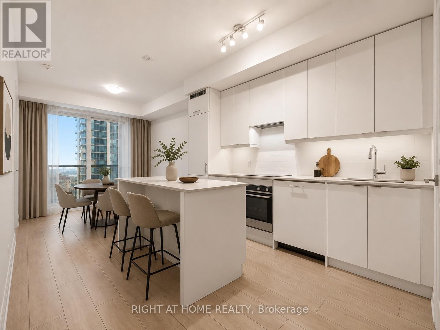 #1807 30 ELM DRIVE W - 15