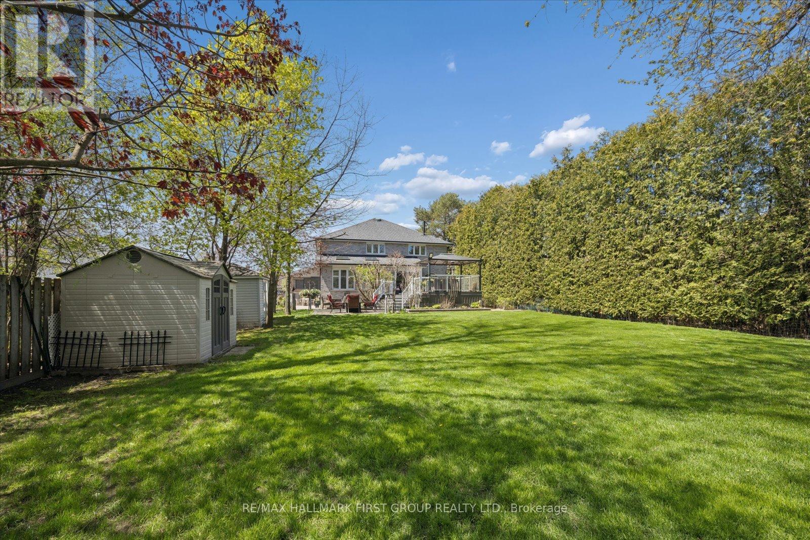 1779 WOODVIEW AVENUE - 39