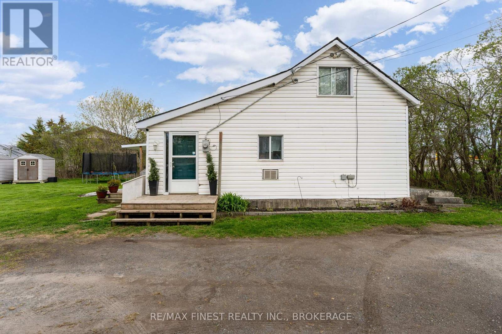 206 MAIN STREET - Image 3