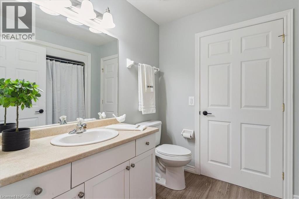 29 MAPLEVIEW Drive - 25