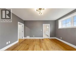 5pc Ensuite bath - 41 Talbot Road, Delhi, ON N4B1Z7 Photo 15