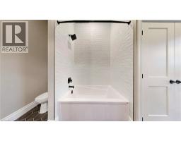 41 Talbot Road, Delhi, ON N4B1Z7 Photo 26