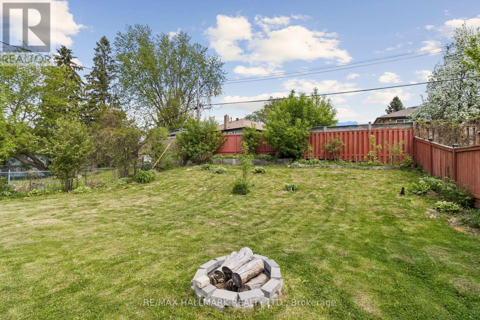 41 AURORA HEIGHTS DRIVE - 47