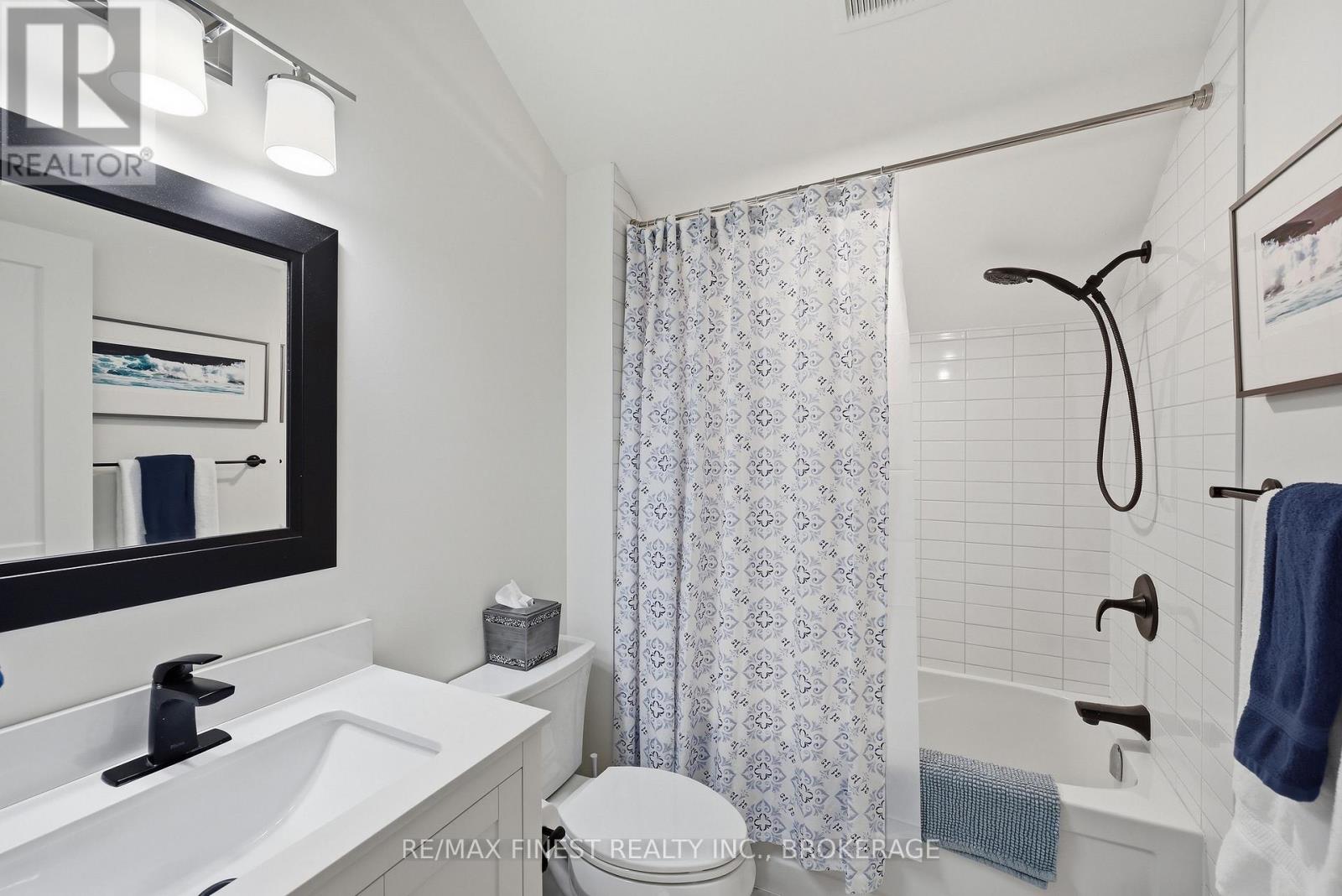 1033 KONA CRESCENT - 33