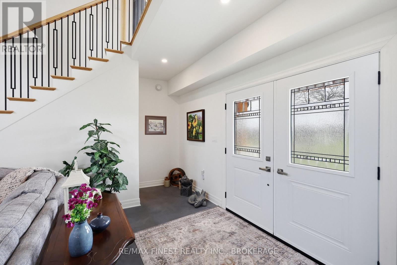 1033 KONA CRESCENT - 7