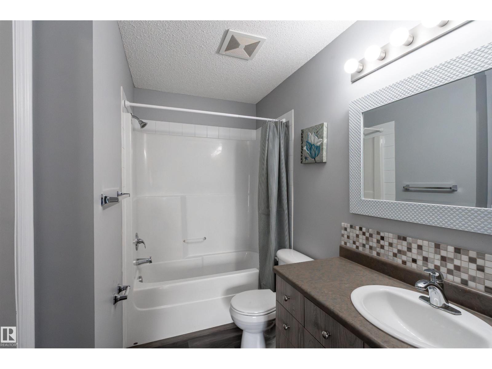 #404 4407 23 ST NW - 11