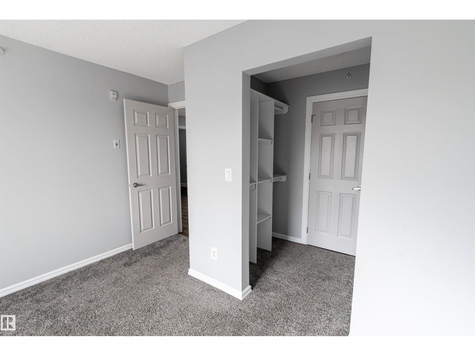 #404 4407 23 ST NW - 13