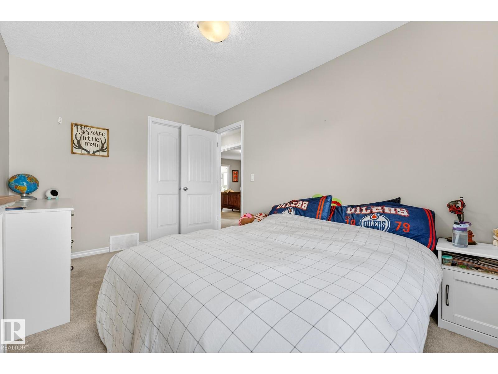 1734 63A ST SW - 33