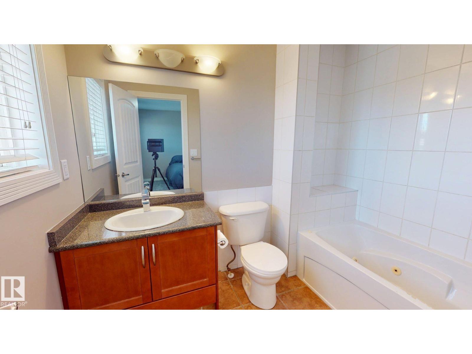 16408 49 ST NW NW - 20