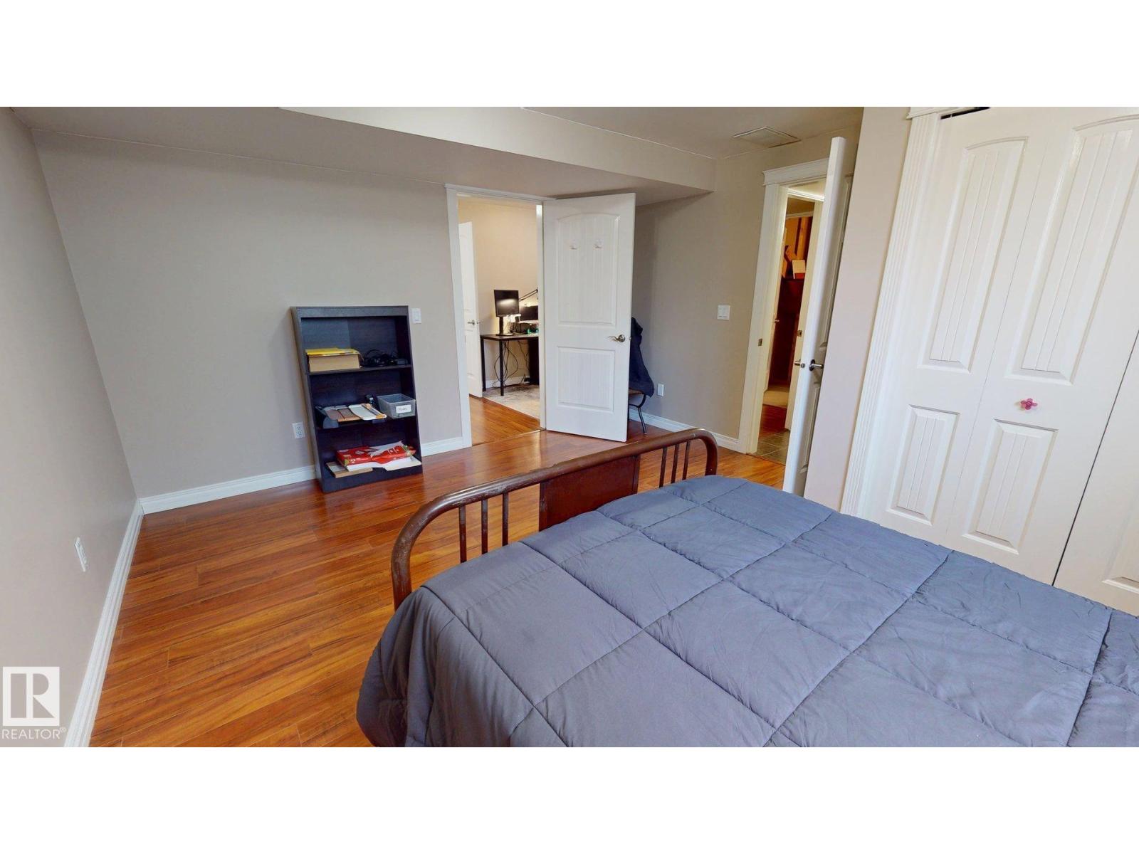 16408 49 ST NW NW - 30