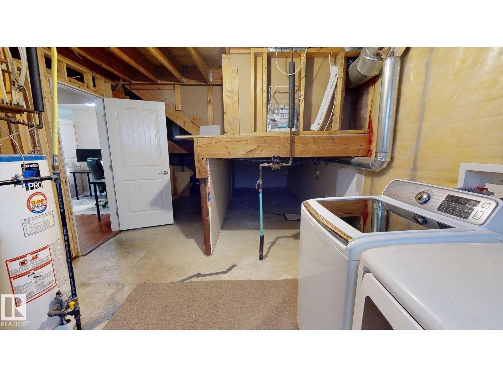 16408 49 ST NW NW - 33