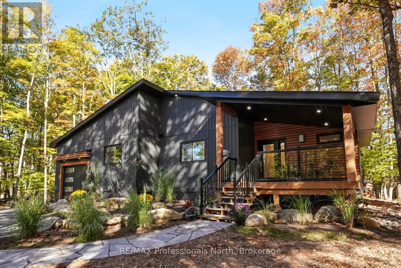 235 SUNNYSIDE STREET - Image 2