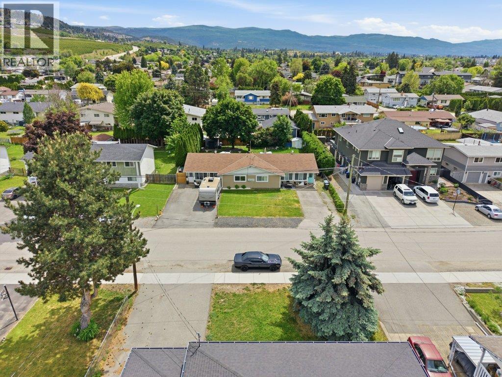  477 Hardie Road, Kelowna