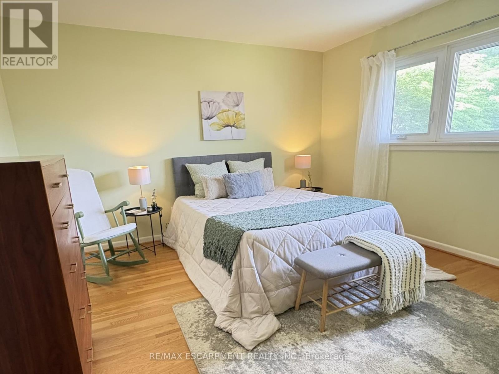 6 DEANEFIELD CRESCENT - 12