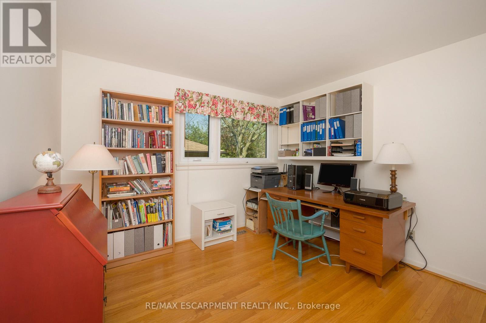 6 DEANEFIELD CRESCENT - 14