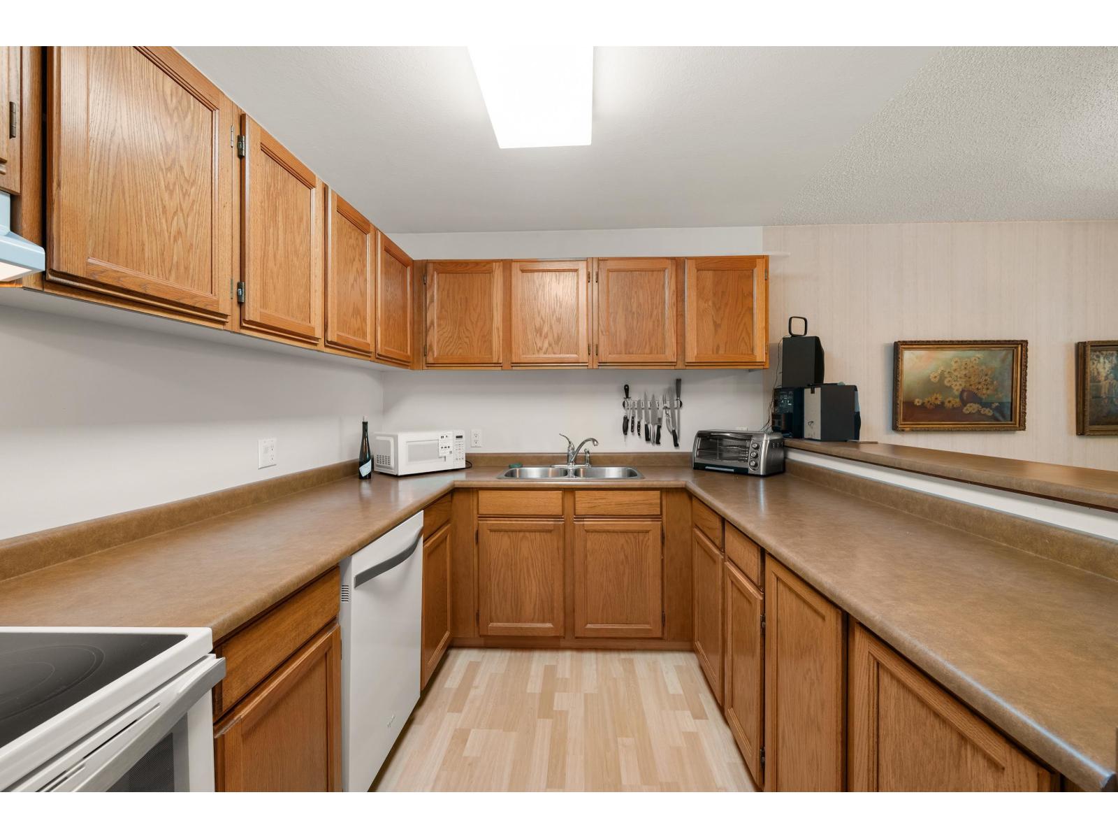 508 1442 FOSTER STREET, White Rock