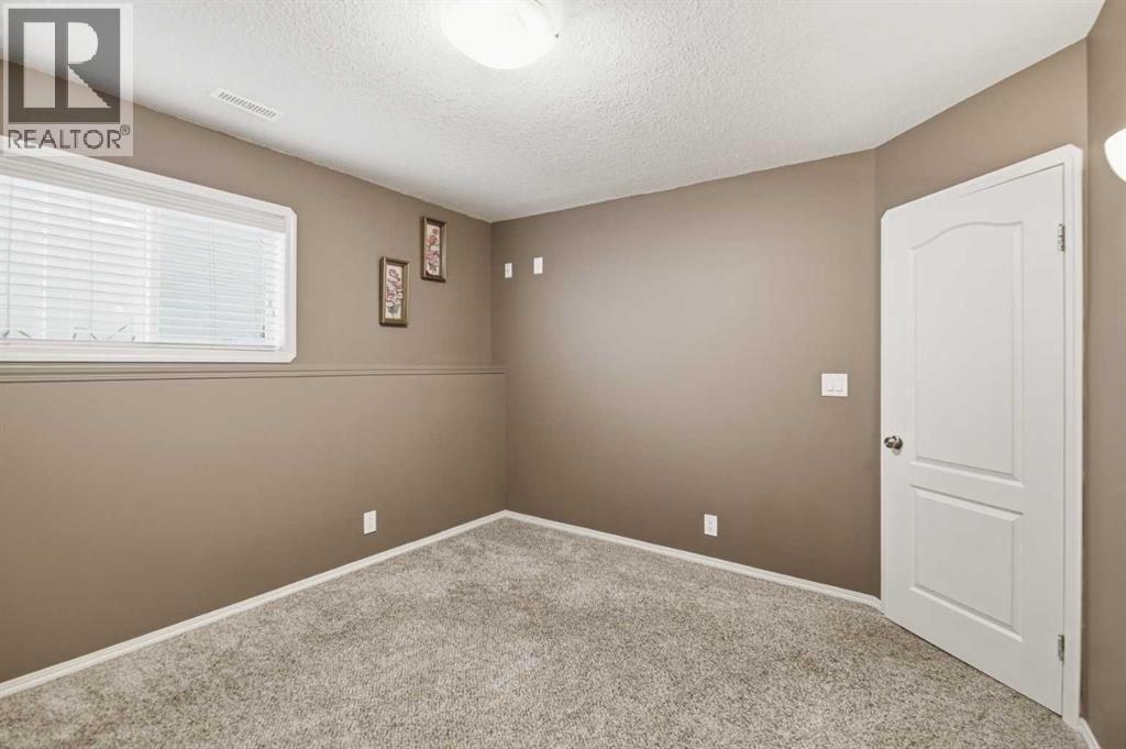 66 Jack Crescent — photo 46