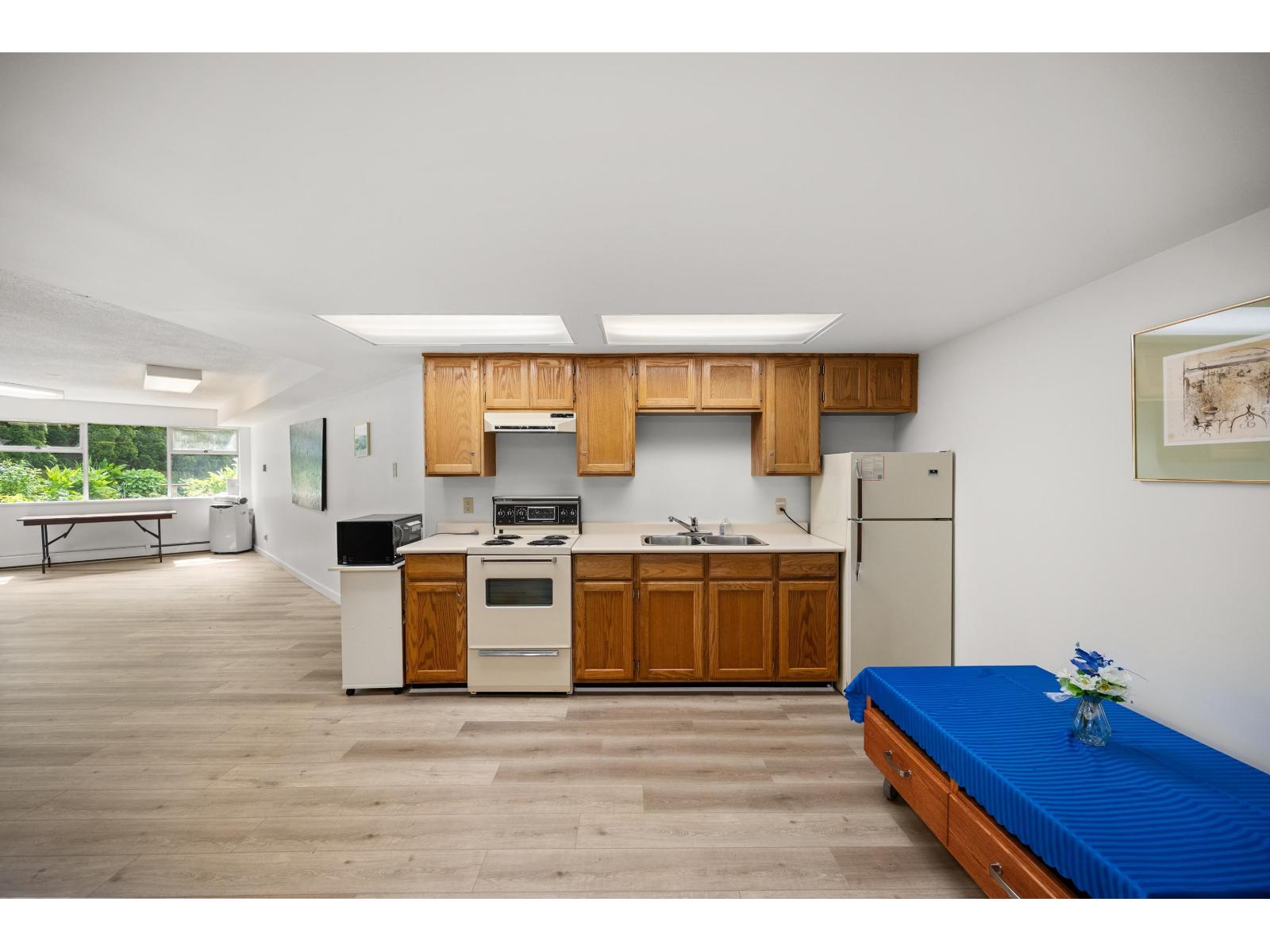 508 1442 FOSTER STREET, White Rock