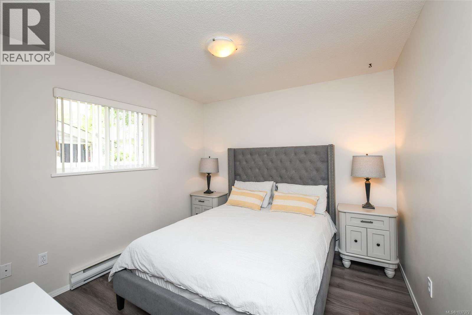 B 781 Stewart Ave, Courtenay