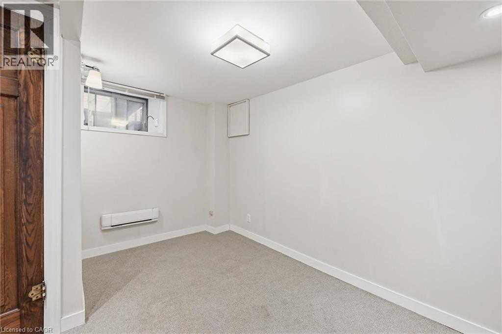 81 CARRICK Avenue - 29