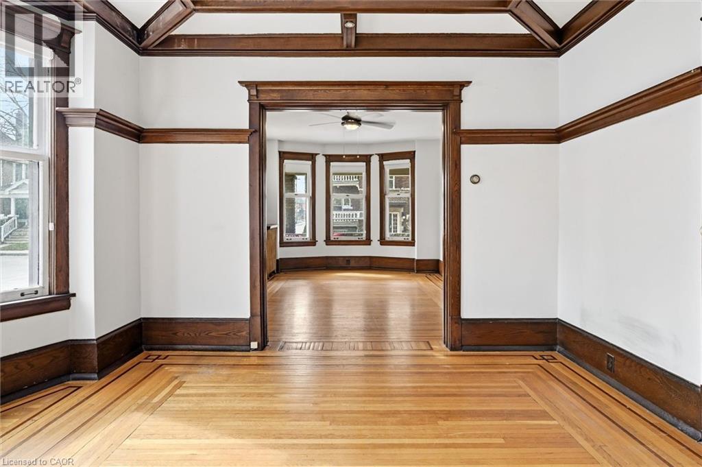 81 CARRICK Avenue - 8