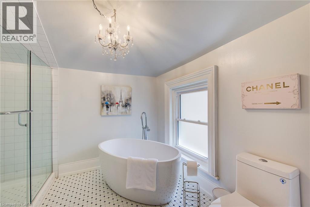 383 INGERSOLL Avenue - 35