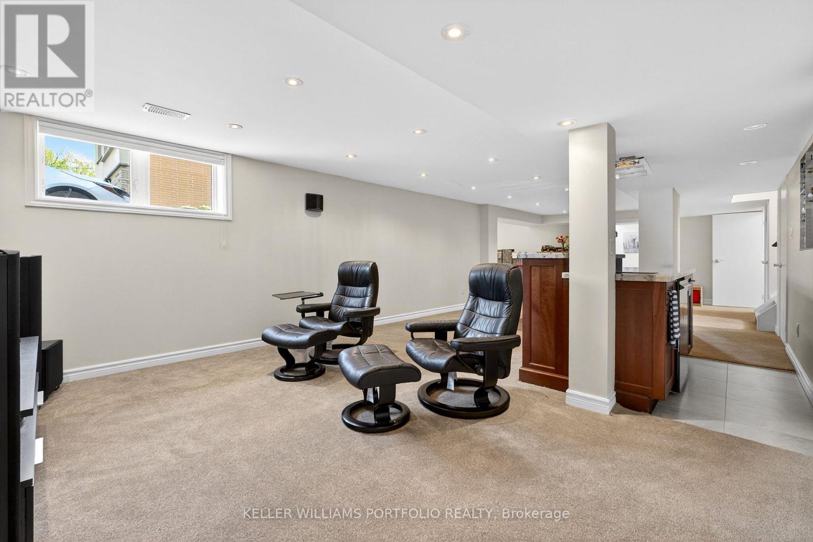 9 BAINTREE EAST STREET - 38