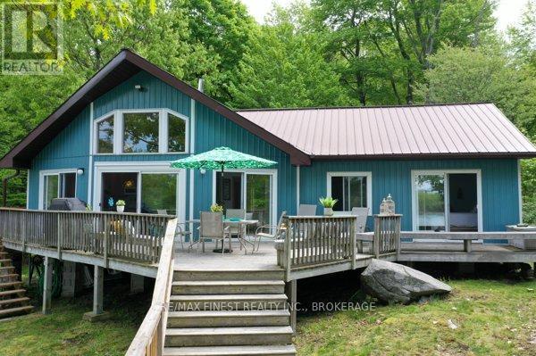 14 DOWNIE ISLAND - 37