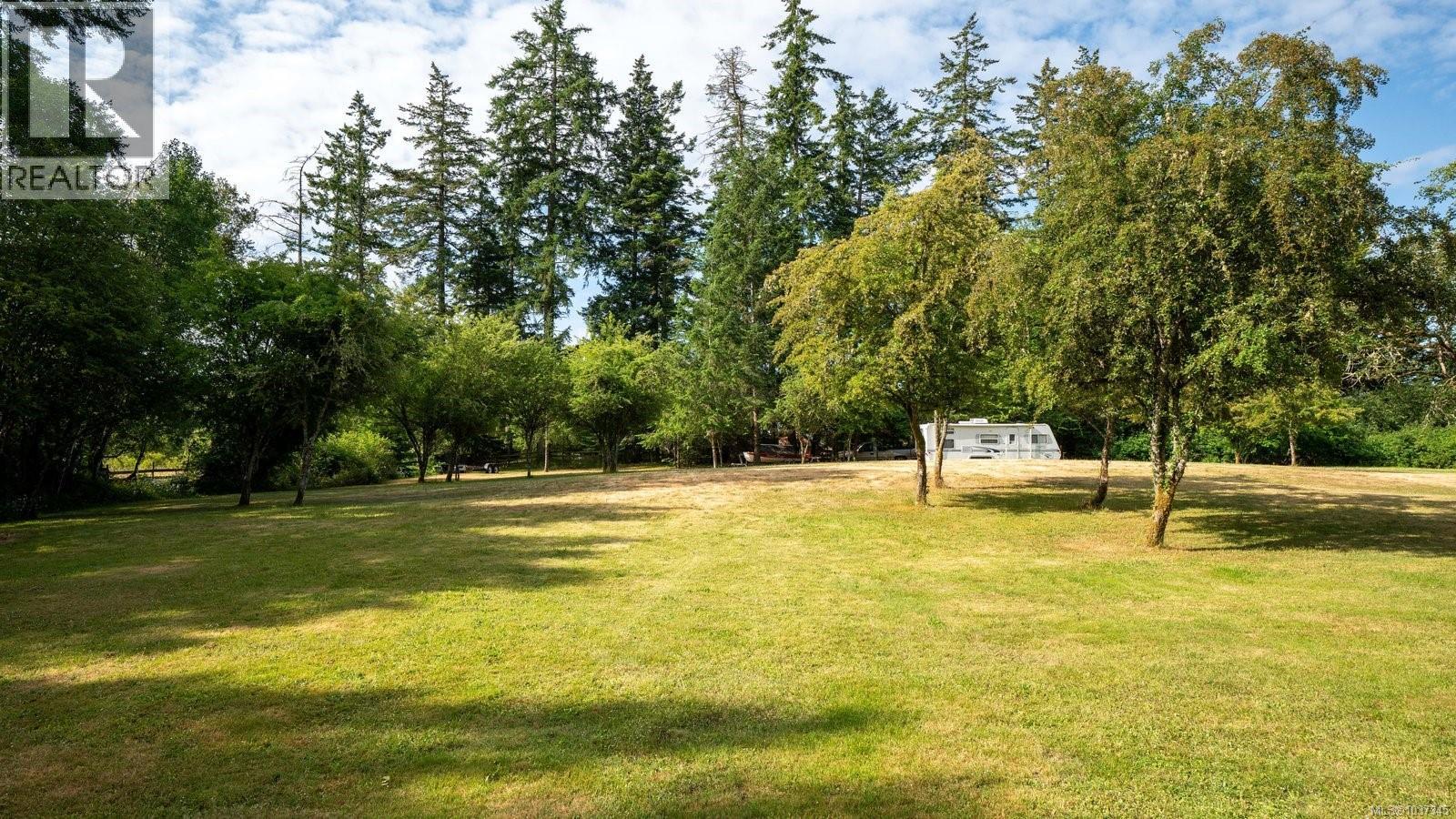 485 Beaver Lake Rd, Saanich