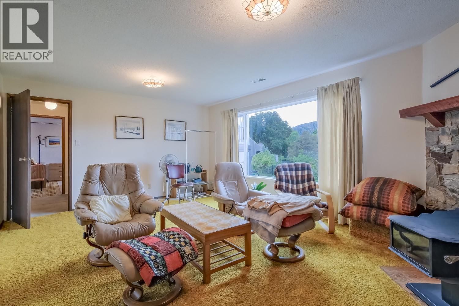 326 CARMEL Crescent, Okanagan Falls