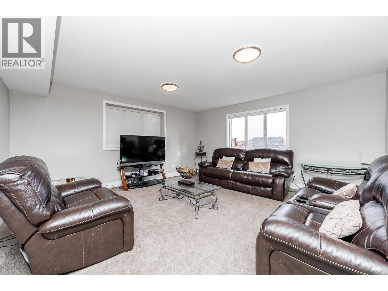 1419 STRAWLINE HILL STREET, Coquitlam