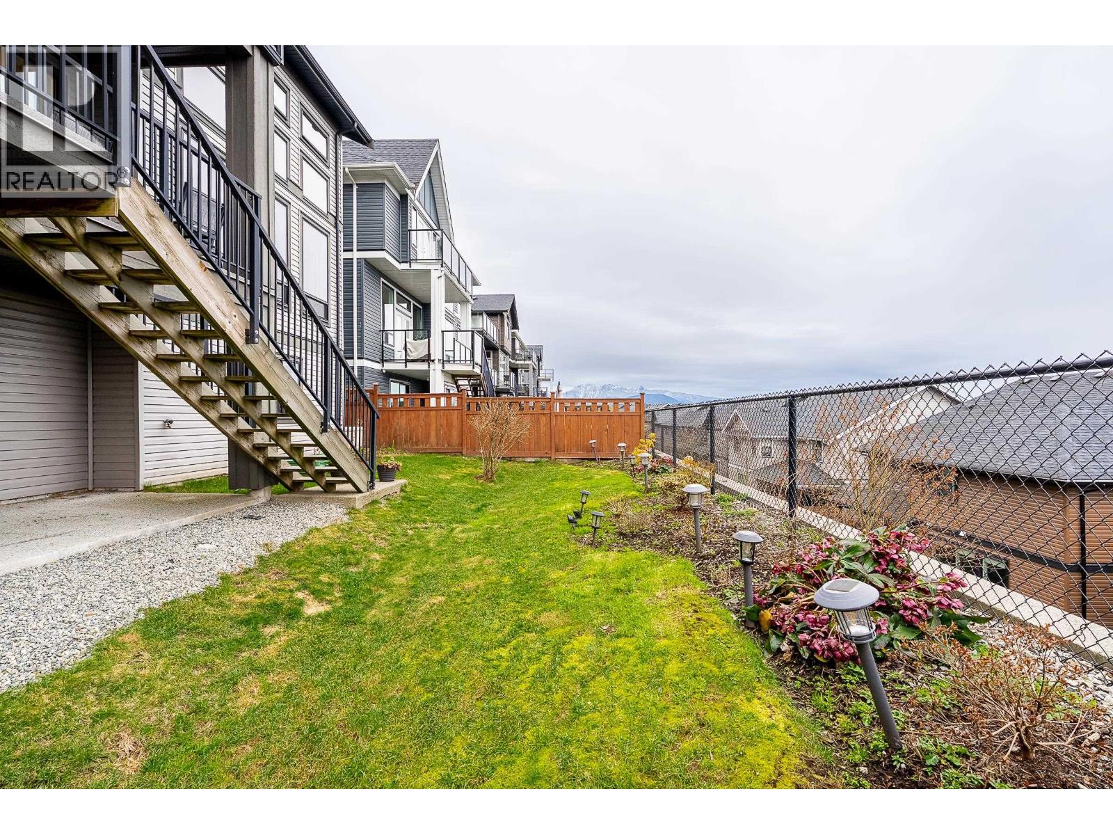 1419 STRAWLINE HILL STREET, Coquitlam