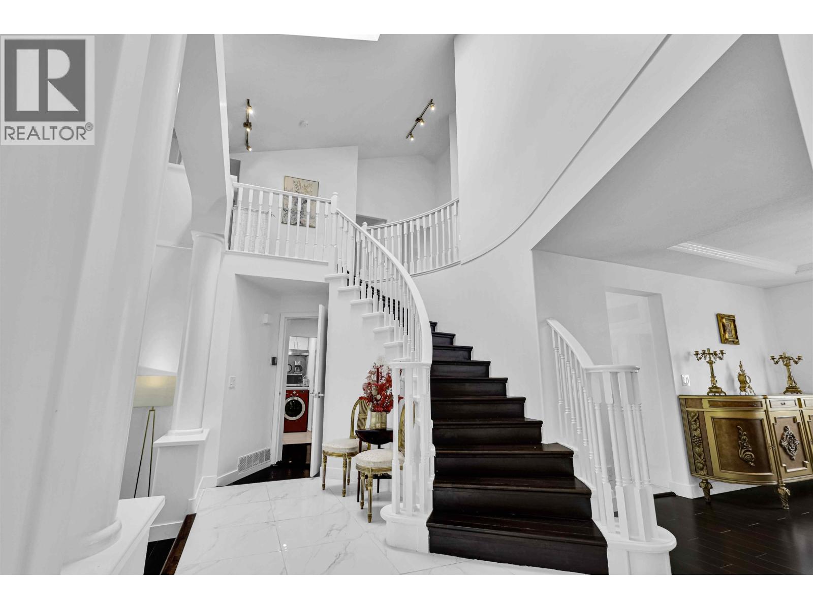 1476 LANSDOWNE DRIVE DRIVE, Coquitlam