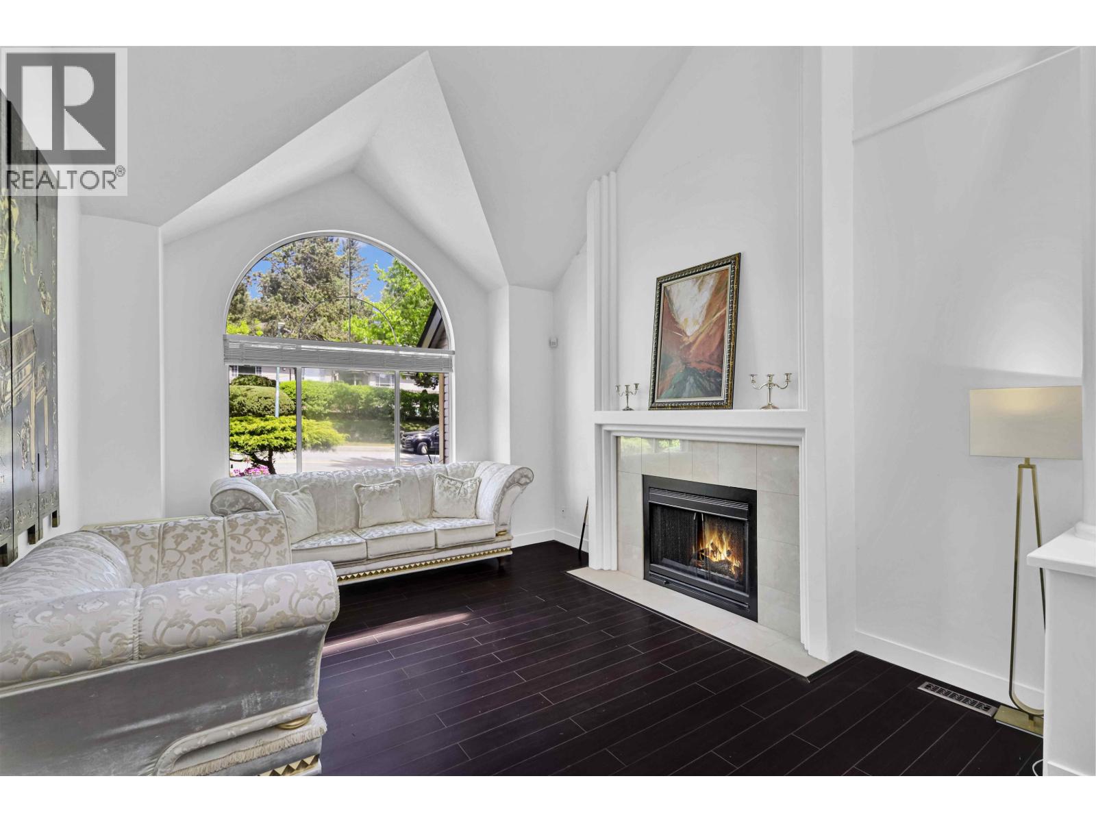1476 LANSDOWNE DRIVE DRIVE, Coquitlam