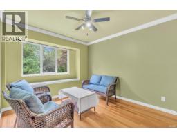 4317 Cliffmont Road, North Vancouver, BC V7G1J6 Photo 19