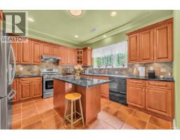 4317 Cliffmont Road, North Vancouver, BC V7G1J6 Photo 9